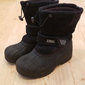 Totes Snow Boots